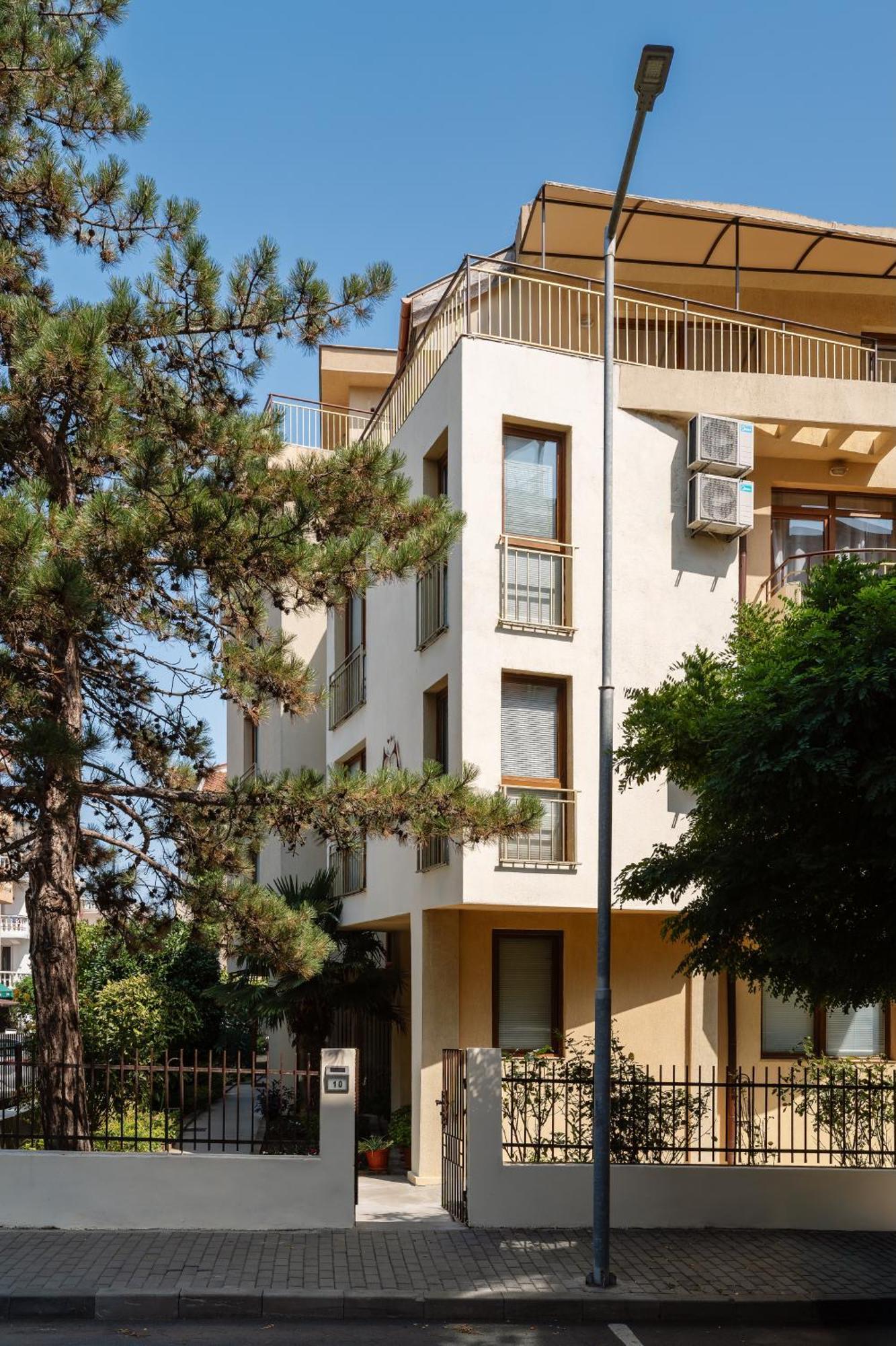 Hotel Milan بريمورسكو المظهر الخارجي الصورة