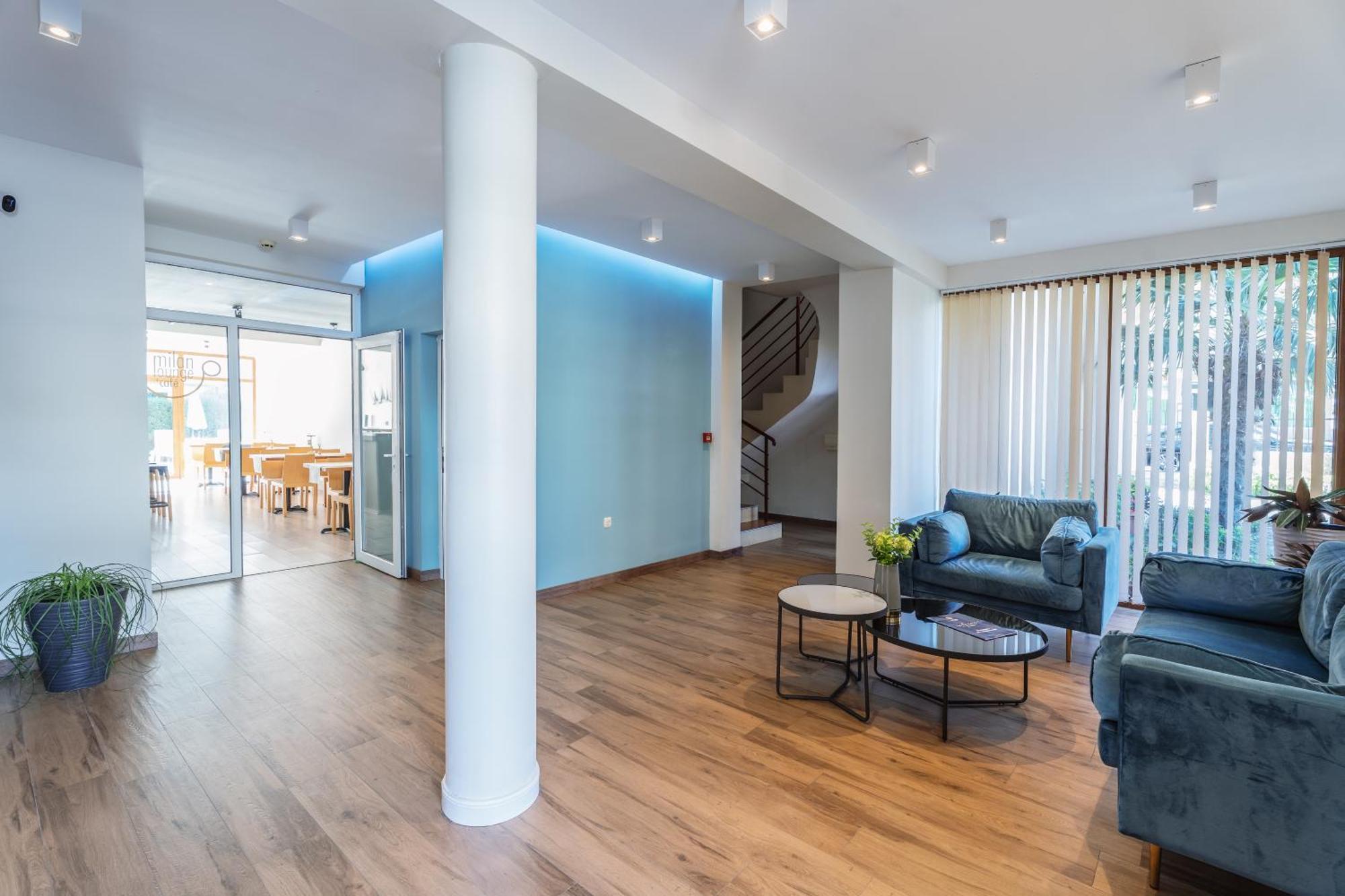 Hotel Milan بريمورسكو المظهر الخارجي الصورة