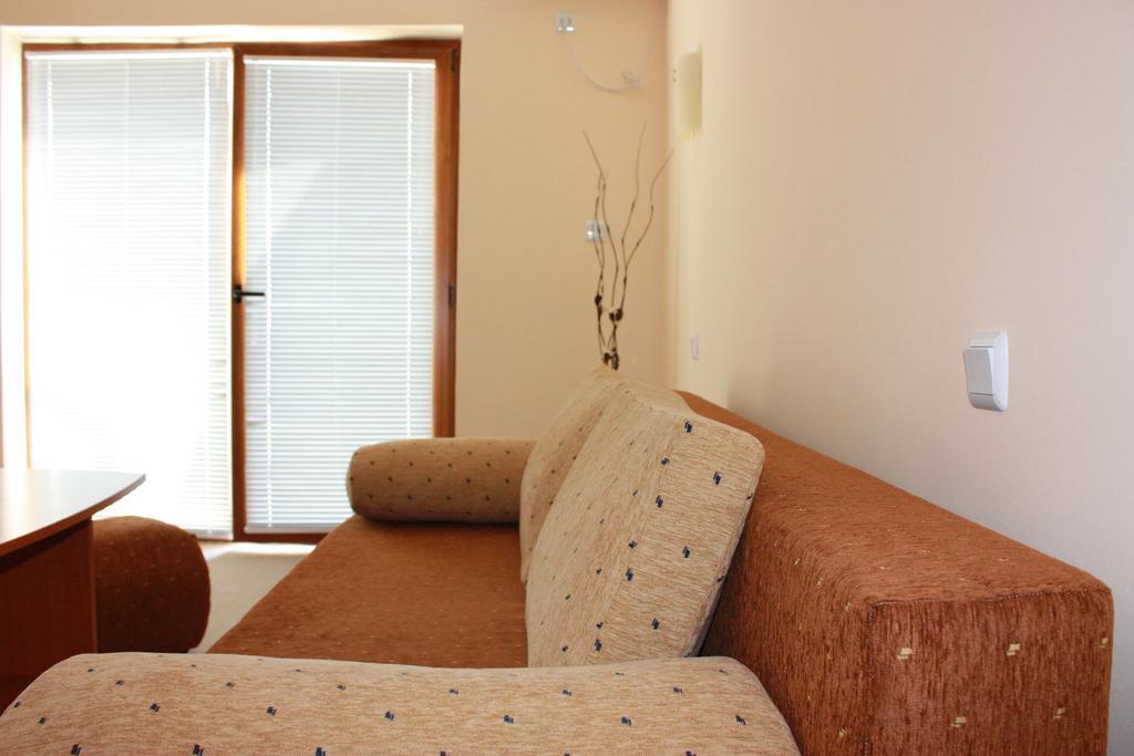 Hotel Milan بريمورسكو المظهر الخارجي الصورة