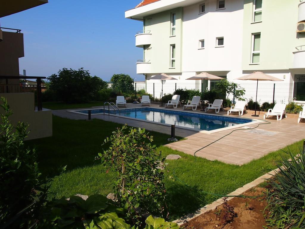 Hotel Milan بريمورسكو المظهر الخارجي الصورة