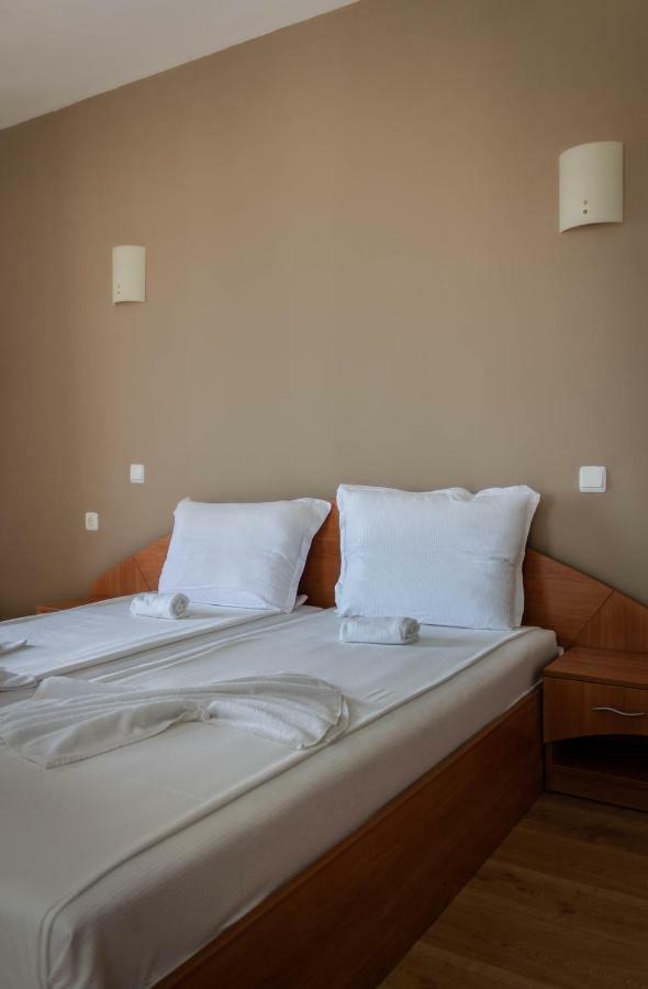 Hotel Milan بريمورسكو المظهر الخارجي الصورة